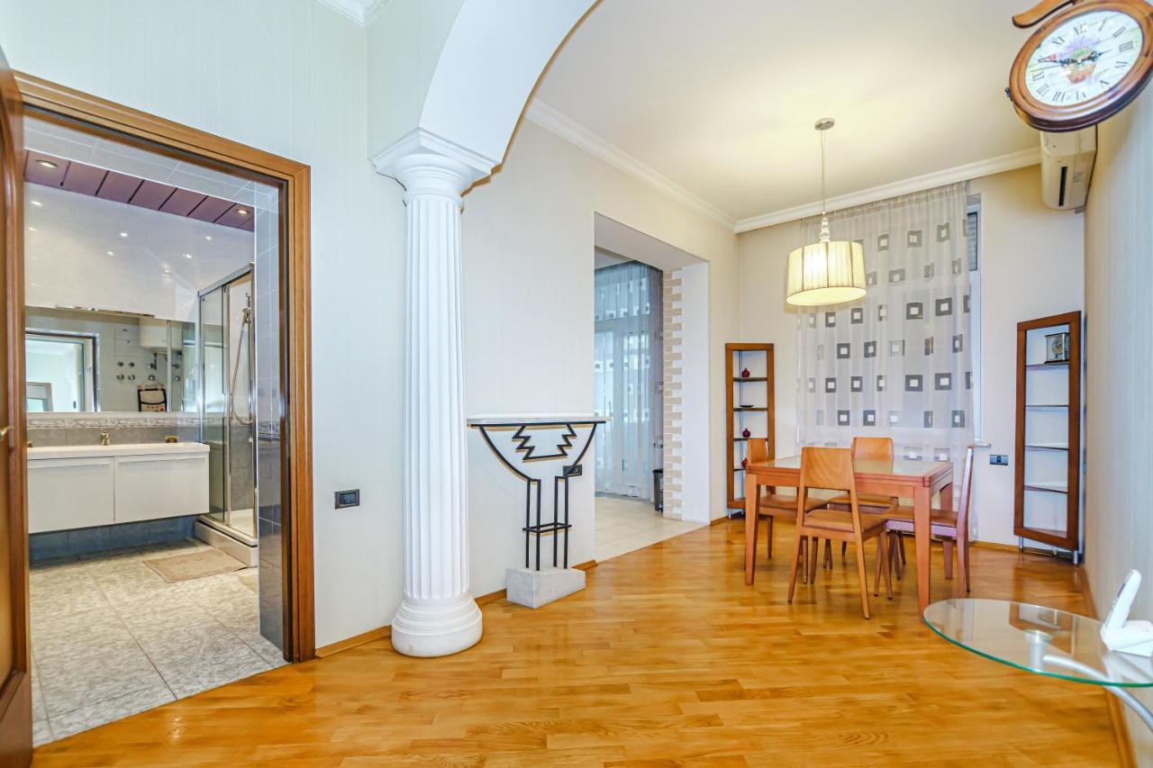 Apartmán Vip Apartamen Nizami Street Baku Exteriér fotografie